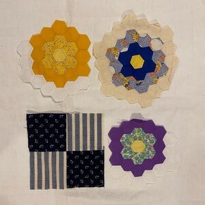 Vintage quilt blocks  - for sewing - collection of 4 blocks -crafts / display